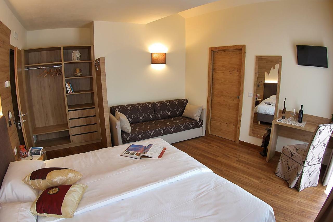 Botton D'Oro Delle Dolomiti Bed & Breakfast Vattaro Exterior photo